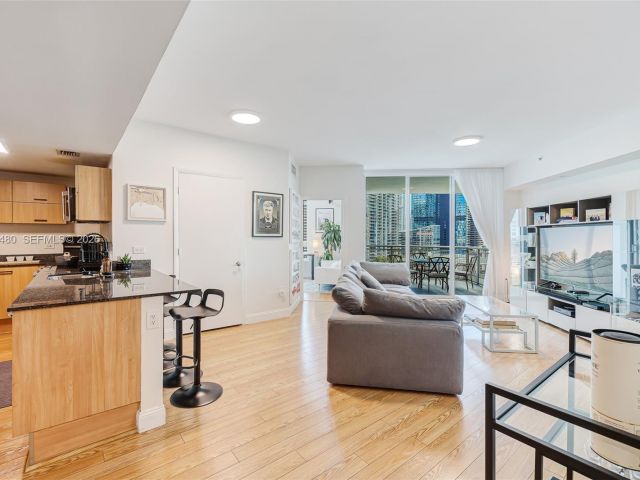 Apartment for sale  Unit #2104 - photo 7142845