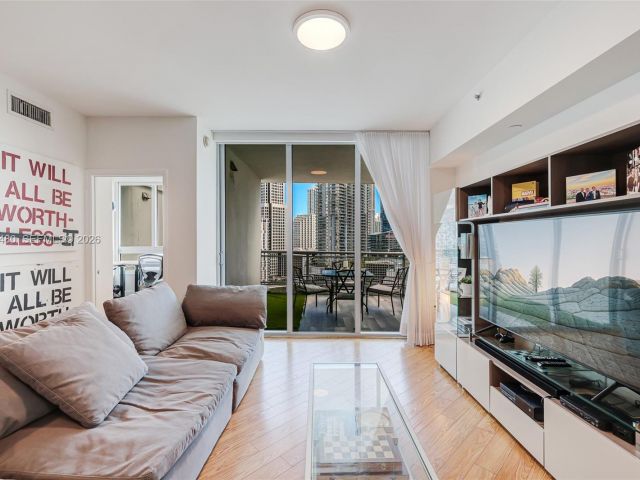 Apartment for sale  Unit #2104 - photo 7142846