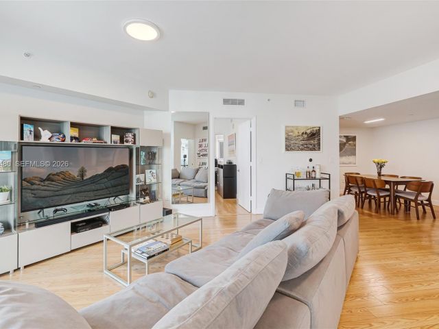 Apartment for sale  Unit #2104 - photo 7142848