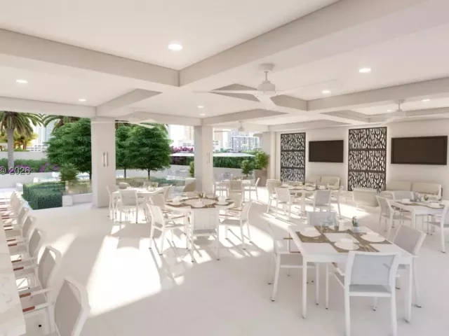 3-bedroom condo for sale in Aventura - 4000 ISLAND BL 2701 - MondialRealty