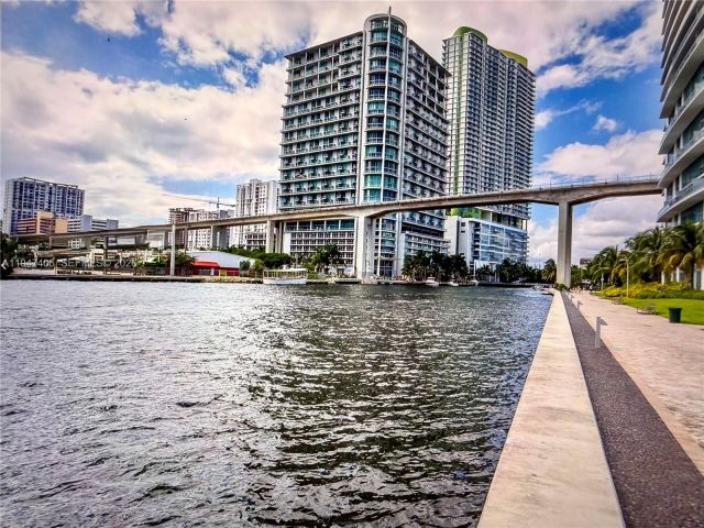 Apartment for sale  Unit #4309 - photo 7191548