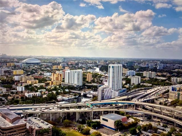 Apartment for sale  Unit #4309 - photo 7191551