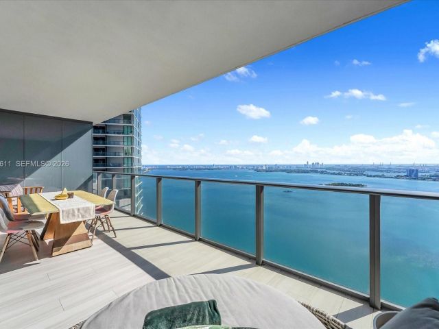 Apartment for sale  Unit #4405 - photo 7148140