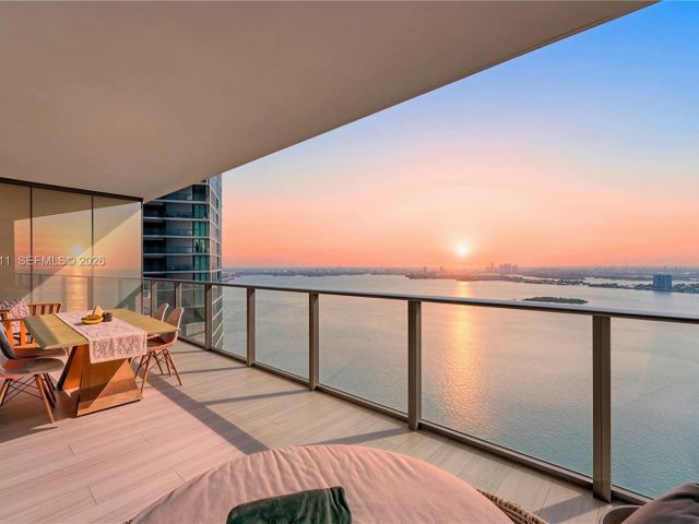 Apartment for sale  Unit #4405 - photo 7148144