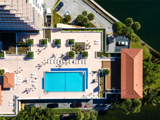 Apartment for rent  Unit #318 - photo 7446379