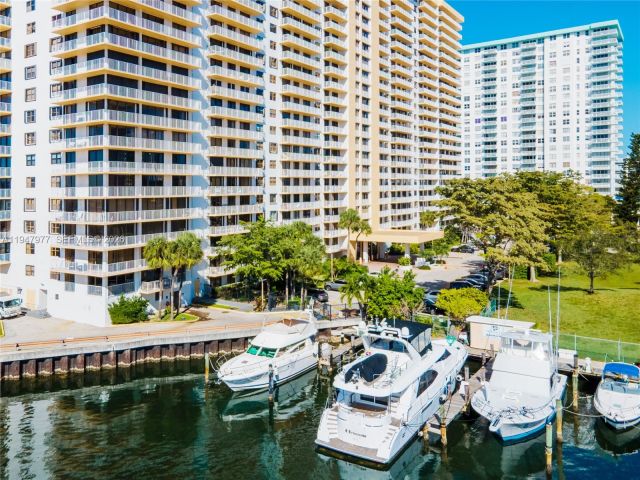 Apartment for rent  Unit #318 - photo 7446381