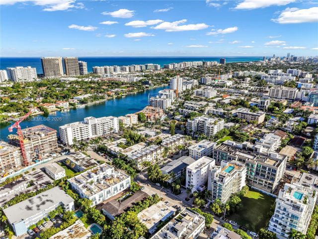 Home for rent at 10090 Bay Harbor Ter 10090 - photo 7149381