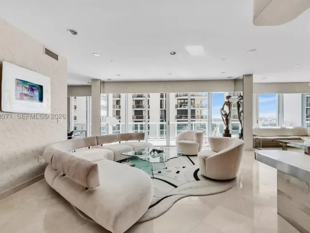 2-bedroom condo for sale in Bal Harbour - 10101 Collins Ave 11D +Cabana - MondialRealty
