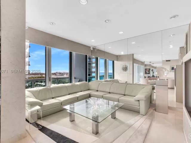 2-bedroom condo for sale in Bal Harbour - 10101 Collins Ave 11D +Cabana - MondialRealty