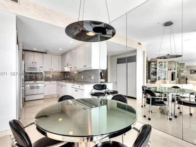 2-bedroom condo for sale in Bal Harbour - 10101 Collins Ave 11D +Cabana - MondialRealty