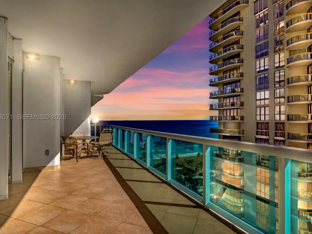 2-bedroom condo for sale in Bal Harbour - 10101 Collins Ave 11D +Cabana - MondialRealty