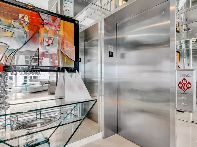 2-bedroom condo for sale in Bal Harbour - 10101 Collins Ave 11D +Cabana - MondialRealty