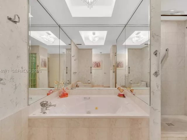 2-bedroom condo for sale in Bal Harbour - 10101 Collins Ave 11D +Cabana - MondialRealty