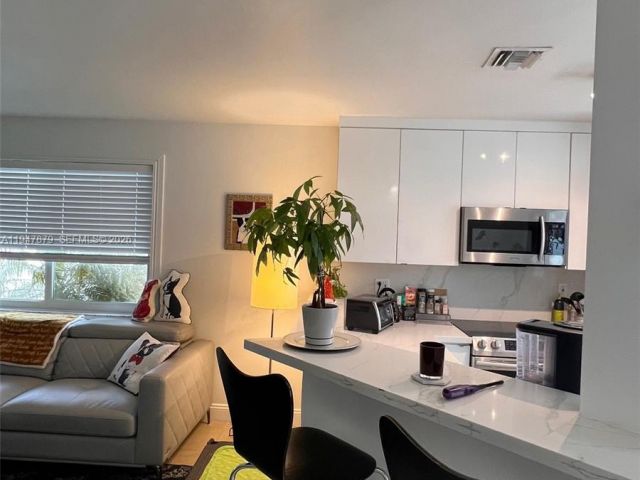 Home for sale at 747 SW 6th St - photo 7240535