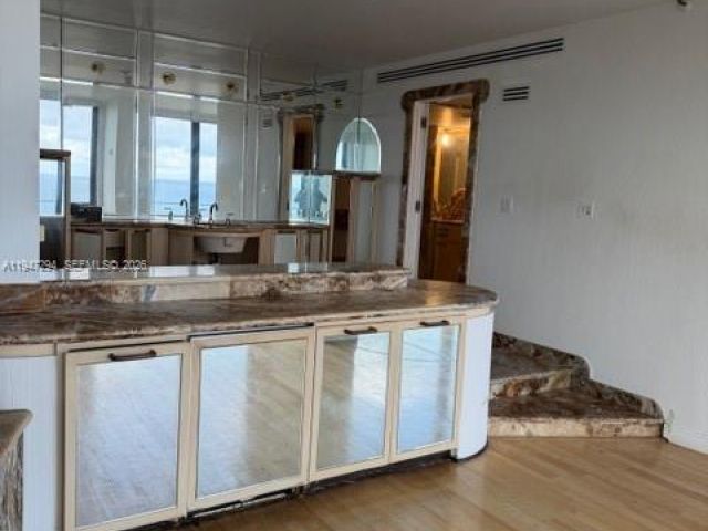 Apartment for sale  Unit #TS-4 - photo 7263286