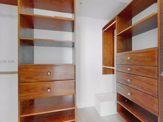 3-bedroom condo for sale in Miami - 325 S Biscayne Blvd 2226 - MondialRealty