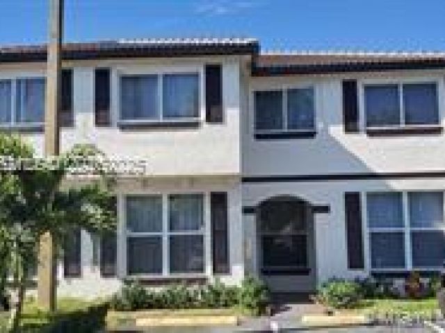 3-bedroom home for rent in Miami - 8505 SW 152nd Ave 272 - MondialRealty