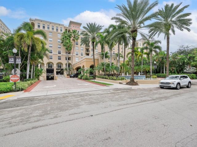 2-bedroom condo for sale in Fort Lauderdale - 520 SE 5th Ave 3209 - MondialRealty