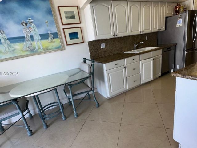 Apartment for sale  Unit #1909 - photo 7157798