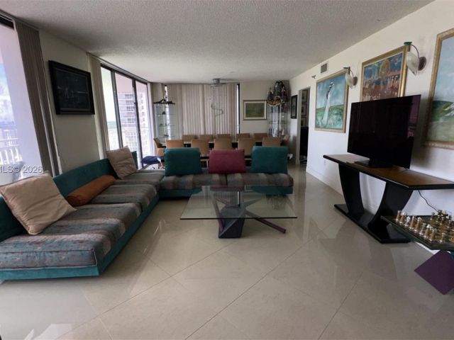 Apartment for sale  Unit #1909 - photo 7157801