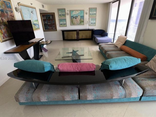 Apartment for sale  Unit #1909 - photo 7157804