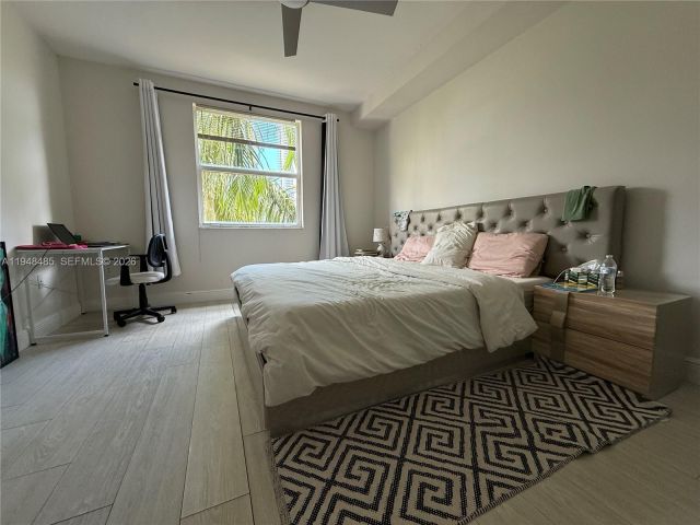 Apartment for rent  Unit #4506 - photo 7450220