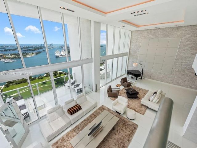 Apartment for rent  Unit #4403 - photo 7157159