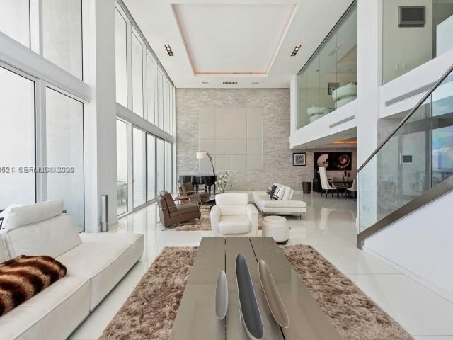 Apartment for rent  Unit #4403 - photo 7157165