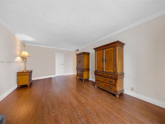 1-bedroom condo for rent in Hallandale Beach - 2017 S Ocean Dr 706 - MondialRealty
