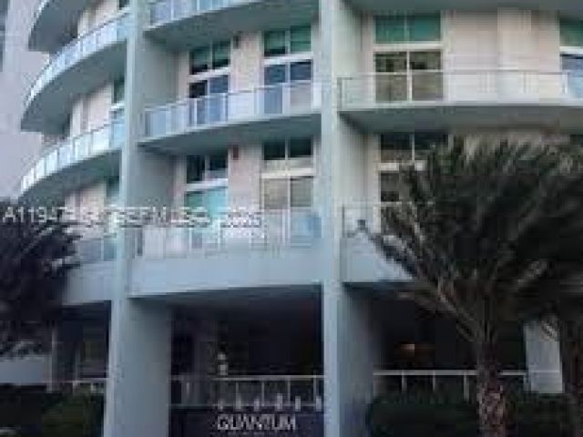 1-bedroom condo for sale in Miami - 1900 N Bayshore Dr 2510 - MondialRealty