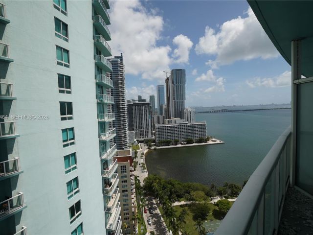 1-bedroom condo for sale in Miami - 1900 N Bayshore Dr 2510 - MondialRealty
