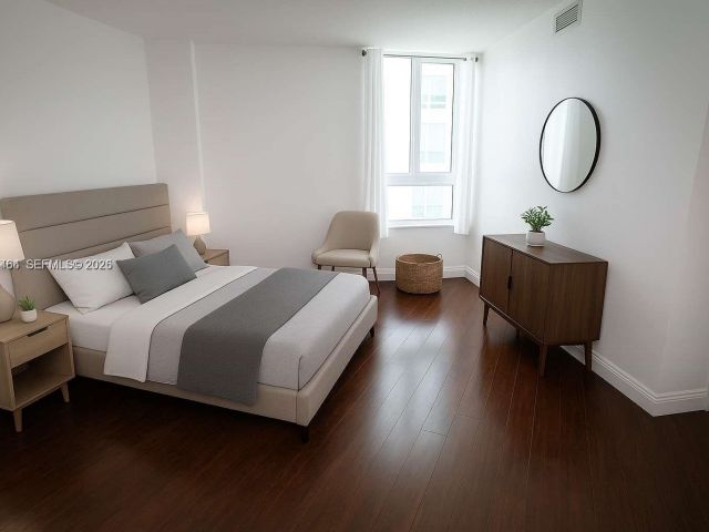 1-bedroom condo for sale in Miami - 1900 N Bayshore Dr 2510 - MondialRealty