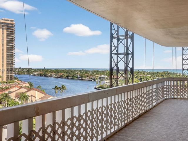 Apartment for sale  Unit #8L - photo 7161199