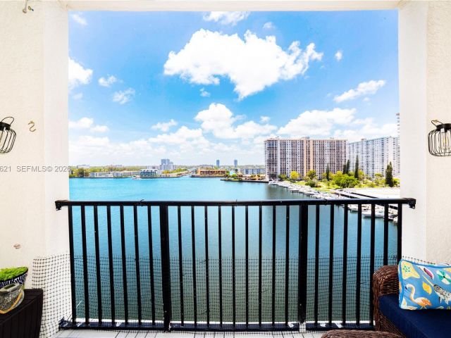 Apartment for sale  Unit #2905 - photo 7156557