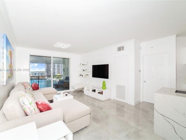 Apartment for sale  Unit #2905 - photo 7156569