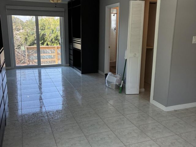 4-bedroom home for sale in Deerfield Beach - 813 SE 10th Terrace Terrace - MondialRealty