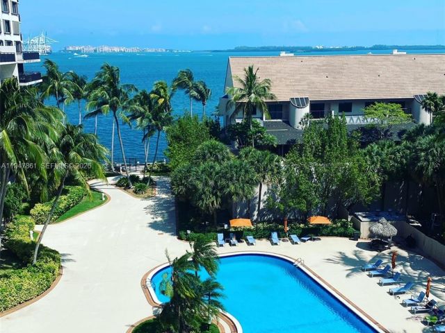 Apartment for sale  Unit #705 - photo 7437565