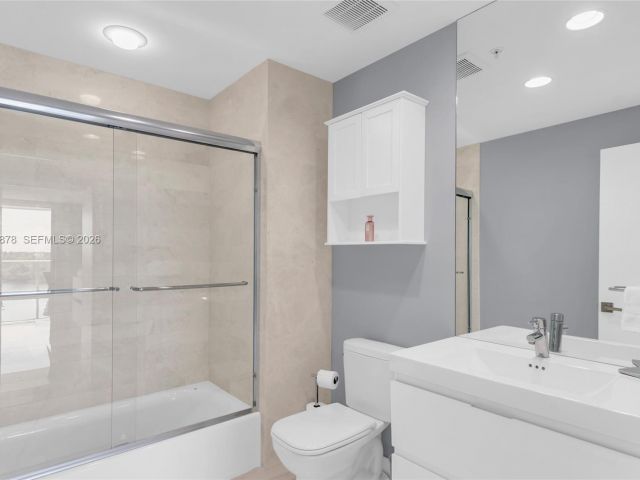 Apartment for rent  Unit #602 - photo 7173126