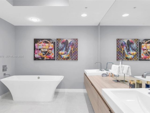 Apartment for rent  Unit #602 - photo 7173135