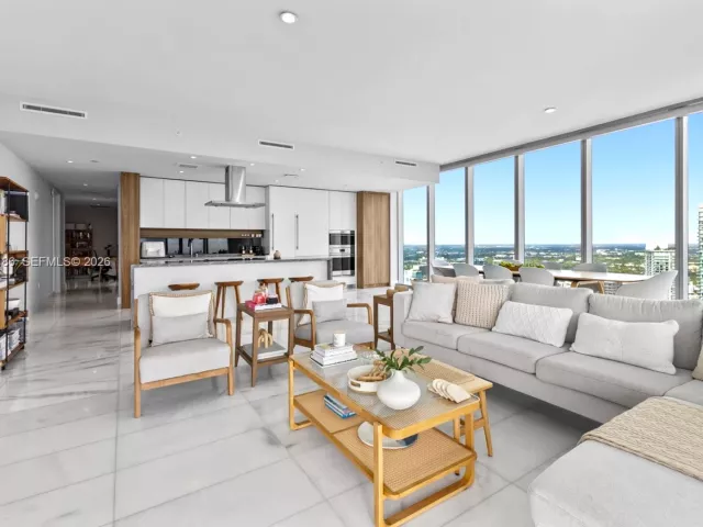 3-bedroom condo for sale in Miami - 700 NE 26th Ter 4701 - MondialRealty