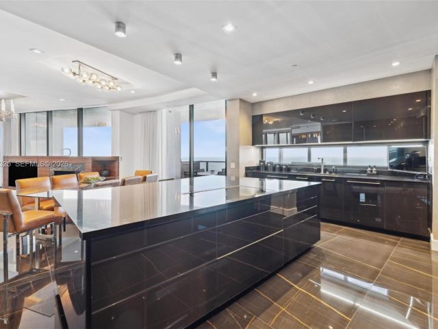3-bedroom condo for sale in Sunny Isles Beach - 18555 Collins Ave 2601 - MondialRealty