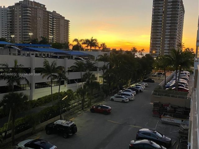 condo for rent in Hallandale Beach - 1965 S Ocean Dr 3H - MondialRealty