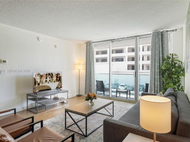 Apartment for rent  Unit #3B - photo 7476001