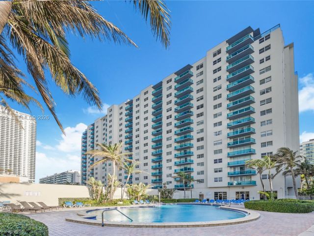 Apartment for rent  Unit #3B - photo 7476025