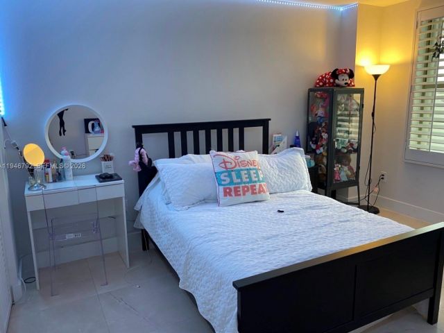 Apartment for rent  Unit #611 - photo 7182923