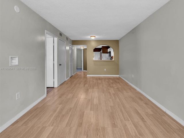 2-bedroom home for rent in Homestead - 1271 SE 28th Ct 105 - MondialRealty