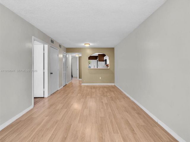 2-bedroom home for rent in Homestead - 1271 SE 28th Ct 105 - MondialRealty