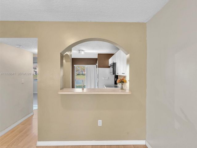 2-bedroom home for rent in Homestead - 1271 SE 28th Ct 105 - MondialRealty