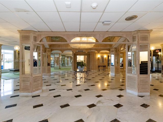 Apartment for rent  Unit #619 - photo 7172850