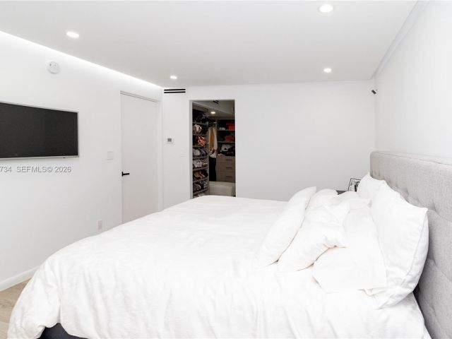 Apartment for rent  Unit #619 - photo 7172855